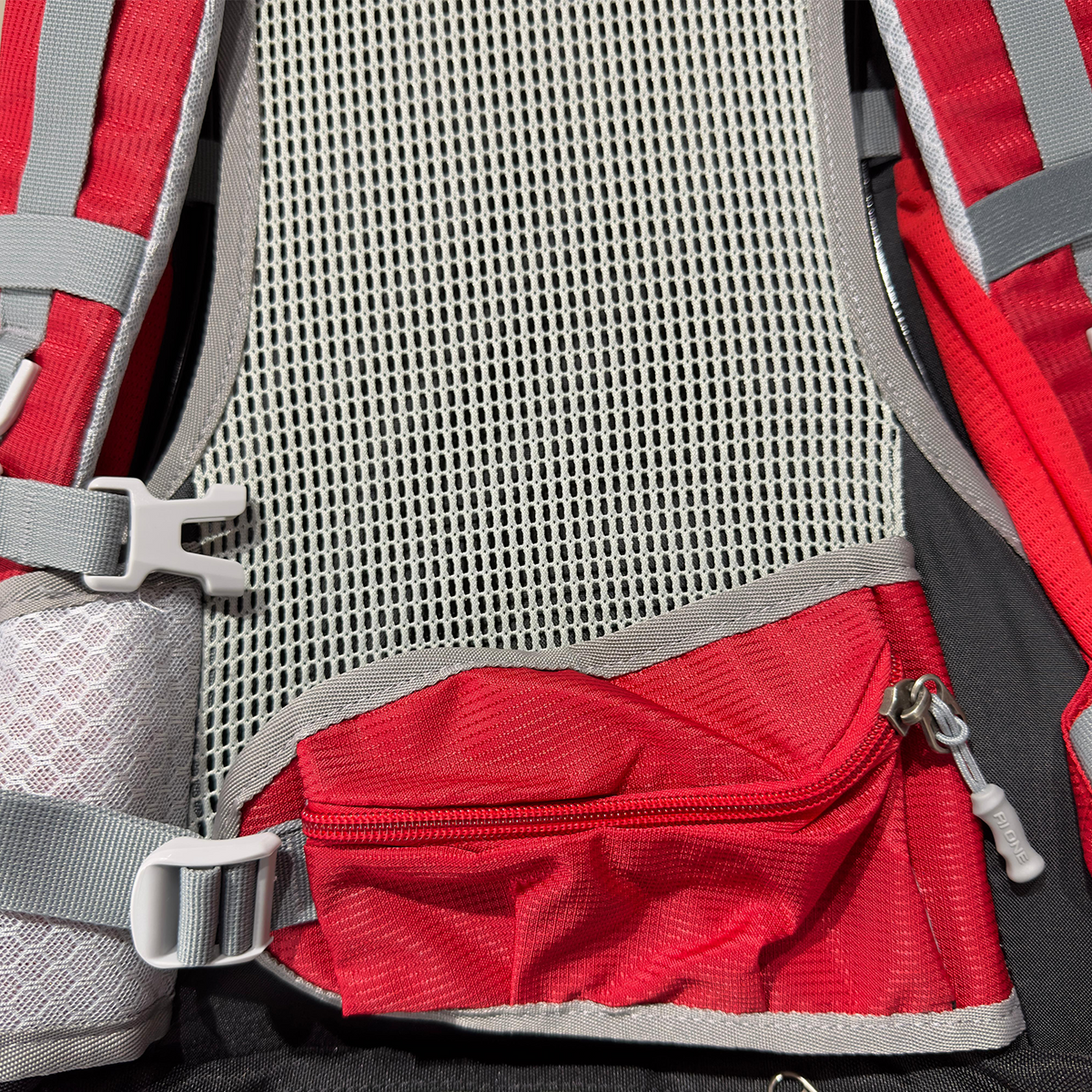 Buy Gokyo Trekking Backpack 1869 30 Lt | Trekking Backpack at Gokyo Outdoor Clothing & Gear